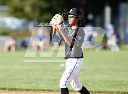 Thumbnail 3 in Oak Ridge @ Rocklin photogallery.
