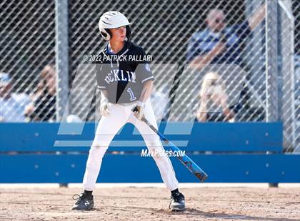 Thumbnail 3 in Oak Ridge @ Rocklin photogallery.