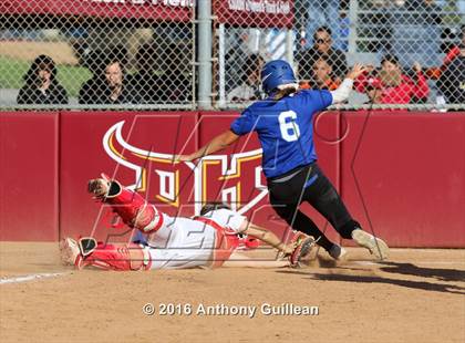 Thumbnail 2 in Banning vs. El Camino Real (CIF LA City Section D1 Final) photogallery.