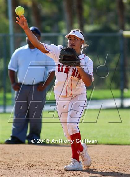 Thumbnail 3 in Banning vs. El Camino Real (CIF LA City Section D1 Final) photogallery.