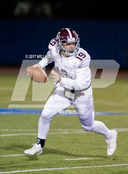Thumbnail 2 in Burnt Hills-Ballston Lake vs. Yorktown (NYSPHSAA Class A Semifinal) photogallery.