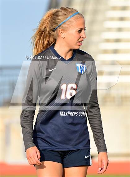 Thumbnail 1 in Grandview vs. Legend (CSHAA 5A Playoff) photogallery.