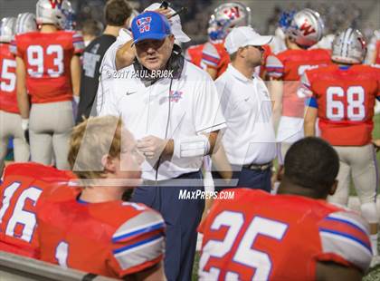 Thumbnail 3 in Westlake vs. Vandegrift photogallery.
