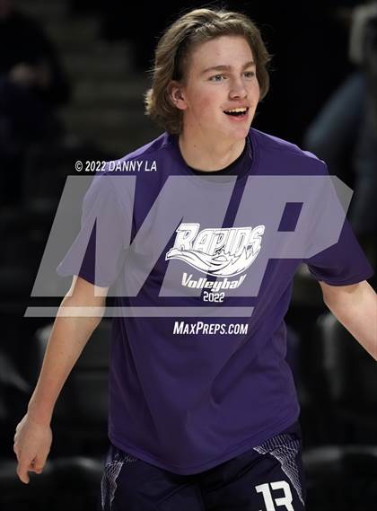 Thumbnail 2 in Glen Allen vs. James River Midlothian (VHSL Class 5 State Final) photogallery.