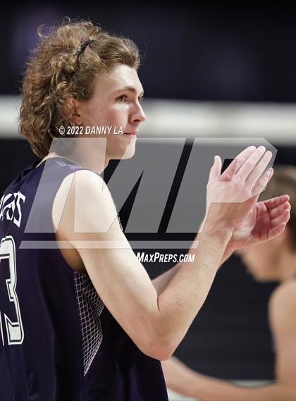 Thumbnail 2 in Glen Allen vs. James River Midlothian (VHSL Class 5 State Final) photogallery.