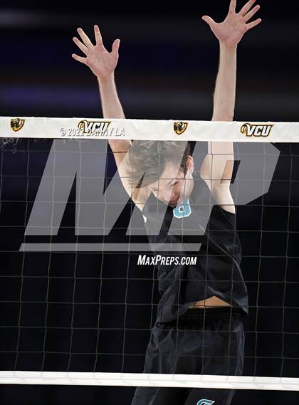 Thumbnail 2 in Glen Allen vs. James River Midlothian (VHSL Class 5 State Final) photogallery.