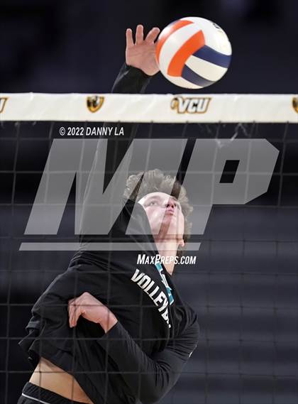 Thumbnail 1 in Glen Allen vs. James River Midlothian (VHSL Class 5 State Final) photogallery.