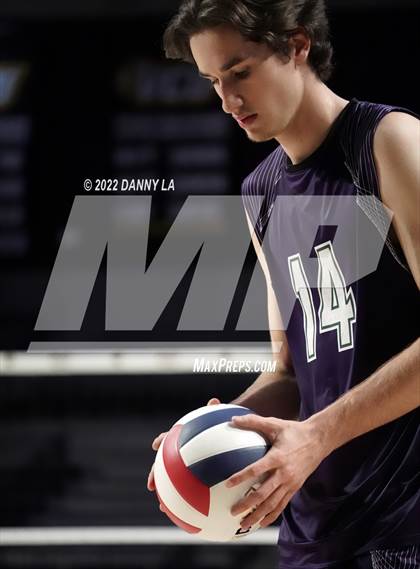 Thumbnail 2 in Glen Allen vs. James River Midlothian (VHSL Class 5 State Final) photogallery.