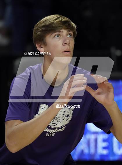 Thumbnail 2 in Glen Allen vs. James River Midlothian (VHSL Class 5 State Final) photogallery.
