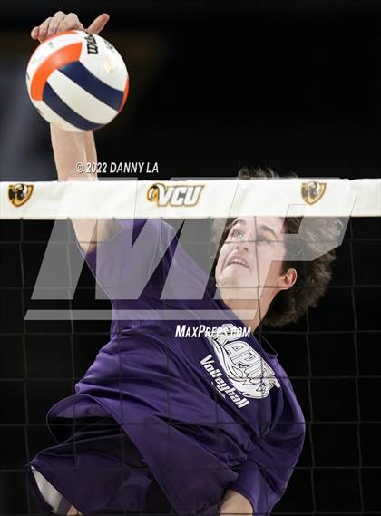Thumbnail 3 in Glen Allen vs. James River Midlothian (VHSL Class 5 State Final) photogallery.