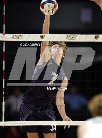 Thumbnail 3 in Glen Allen vs. James River Midlothian (VHSL Class 5 State Final) photogallery.