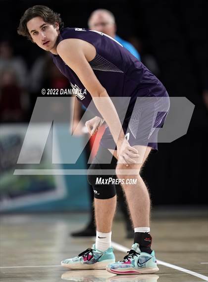 Thumbnail 3 in Glen Allen vs. James River Midlothian (VHSL Class 5 State Final) photogallery.