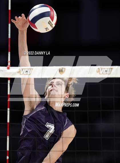 Thumbnail 3 in Glen Allen vs. James River Midlothian (VHSL Class 5 State Final) photogallery.