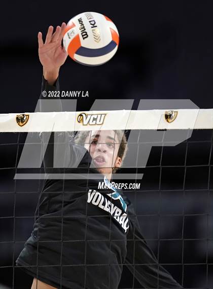 Thumbnail 1 in Glen Allen vs. James River Midlothian (VHSL Class 5 State Final) photogallery.