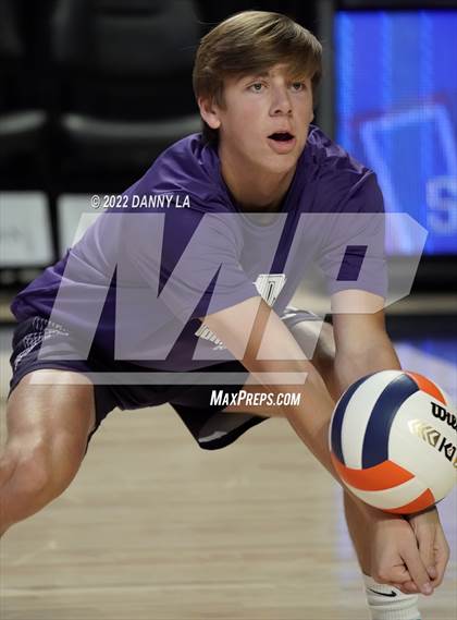 Thumbnail 3 in Glen Allen vs. James River Midlothian (VHSL Class 5 State Final) photogallery.