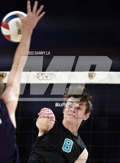 Thumbnail 2 in Glen Allen vs. James River Midlothian (VHSL Class 5 State Final) photogallery.