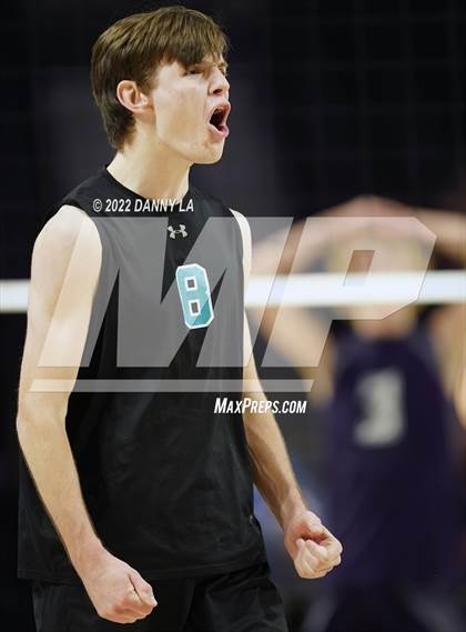 Thumbnail 2 in Glen Allen vs. James River Midlothian (VHSL Class 5 State Final) photogallery.