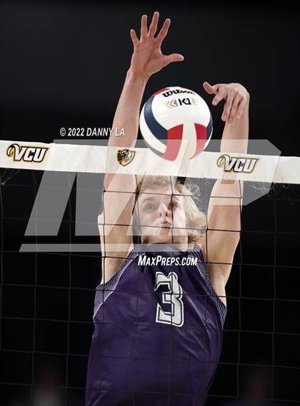 Thumbnail 1 in Glen Allen vs. James River Midlothian (VHSL Class 5 State Final) photogallery.