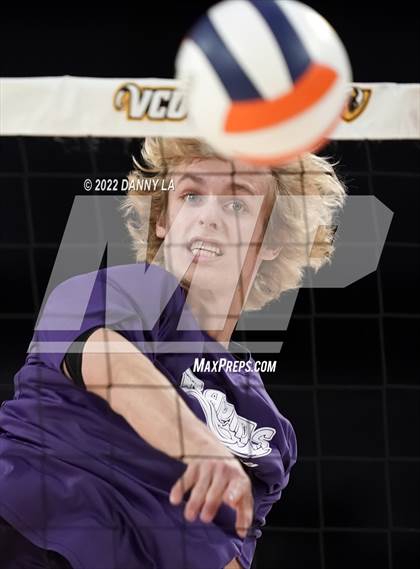 Thumbnail 3 in Glen Allen vs. James River Midlothian (VHSL Class 5 State Final) photogallery.