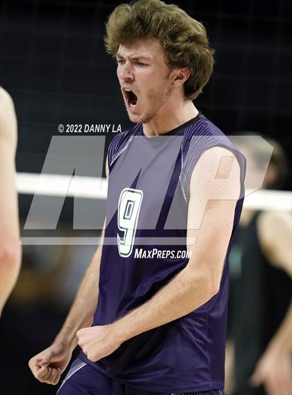 Thumbnail 2 in Glen Allen vs. James River Midlothian (VHSL Class 5 State Final) photogallery.