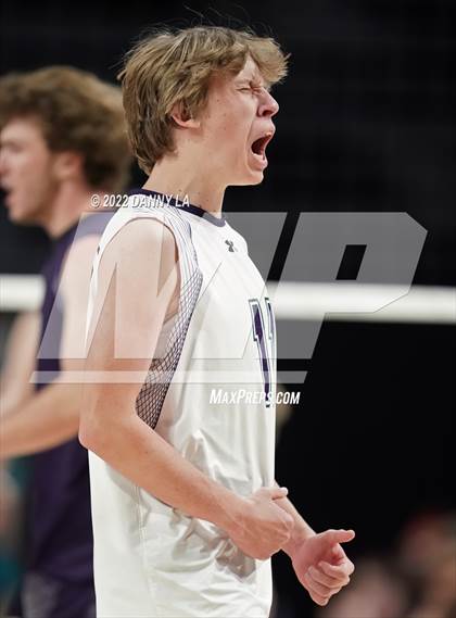 Thumbnail 3 in Glen Allen vs. James River Midlothian (VHSL Class 5 State Final) photogallery.