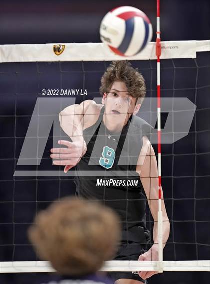 Thumbnail 3 in Glen Allen vs. James River Midlothian (VHSL Class 5 State Final) photogallery.