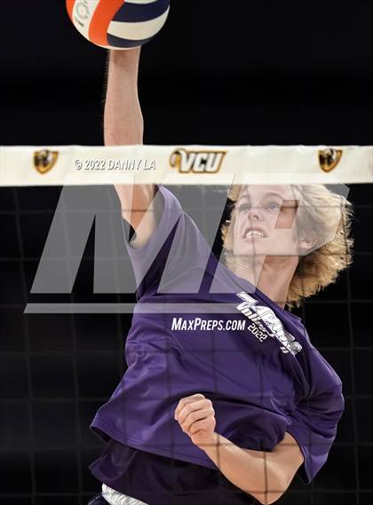 Thumbnail 2 in Glen Allen vs. James River Midlothian (VHSL Class 5 State Final) photogallery.