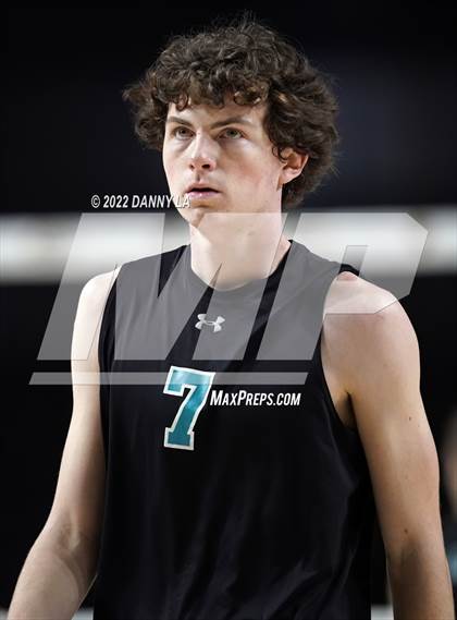 Thumbnail 3 in Glen Allen vs. James River Midlothian (VHSL Class 5 State Final) photogallery.