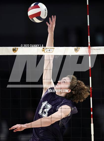 Thumbnail 1 in Glen Allen vs. James River Midlothian (VHSL Class 5 State Final) photogallery.