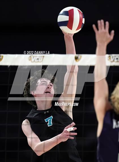 Thumbnail 2 in Glen Allen vs. James River Midlothian (VHSL Class 5 State Final) photogallery.