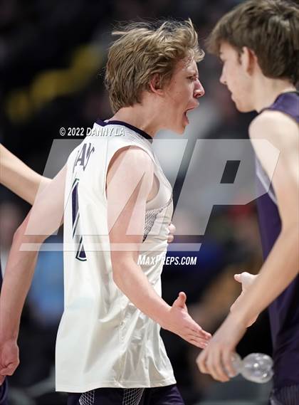 Thumbnail 2 in Glen Allen vs. James River Midlothian (VHSL Class 5 State Final) photogallery.