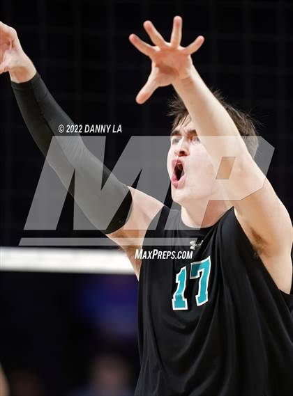 Thumbnail 2 in Glen Allen vs. James River Midlothian (VHSL Class 5 State Final) photogallery.