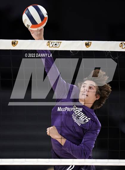 Thumbnail 1 in Glen Allen vs. James River Midlothian (VHSL Class 5 State Final) photogallery.