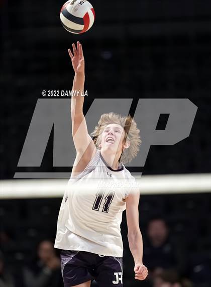 Thumbnail 1 in Glen Allen vs. James River Midlothian (VHSL Class 5 State Final) photogallery.