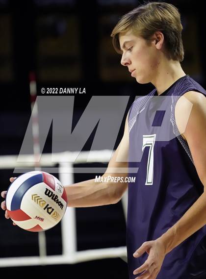 Thumbnail 2 in Glen Allen vs. James River Midlothian (VHSL Class 5 State Final) photogallery.