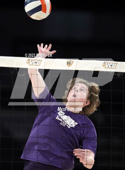 Thumbnail 3 in Glen Allen vs. James River Midlothian (VHSL Class 5 State Final) photogallery.