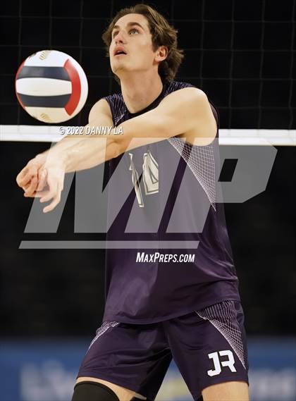 Thumbnail 2 in Glen Allen vs. James River Midlothian (VHSL Class 5 State Final) photogallery.