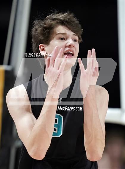 Thumbnail 2 in Glen Allen vs. James River Midlothian (VHSL Class 5 State Final) photogallery.