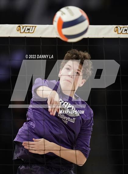 Thumbnail 3 in Glen Allen vs. James River Midlothian (VHSL Class 5 State Final) photogallery.
