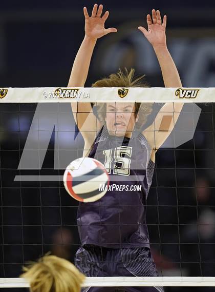 Thumbnail 2 in Glen Allen vs. James River Midlothian (VHSL Class 5 State Final) photogallery.
