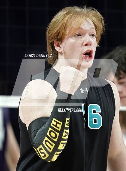 Thumbnail 2 in Glen Allen vs. James River Midlothian (VHSL Class 5 State Final) photogallery.