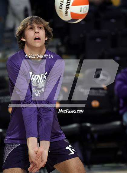 Thumbnail 2 in Glen Allen vs. James River Midlothian (VHSL Class 5 State Final) photogallery.