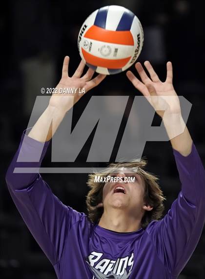 Thumbnail 1 in Glen Allen vs. James River Midlothian (VHSL Class 5 State Final) photogallery.
