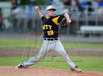 Thumbnail 2 in Amity Regional vs. Southington (CIAC Class LL Final) photogallery.