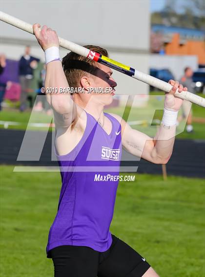 Thumbnail 3 in Southridge @ Sunset (Boys' Pole Vault) photogallery.