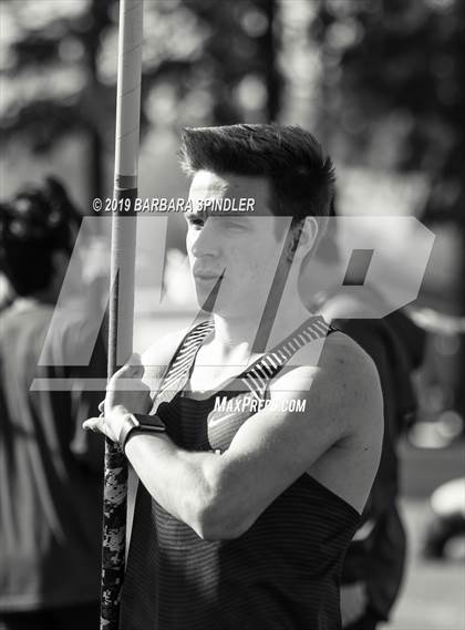 Thumbnail 1 in Southridge @ Sunset (Boys' Pole Vault) photogallery.