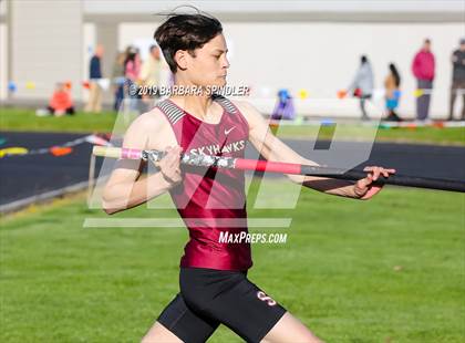 Thumbnail 1 in Southridge @ Sunset (Boys' Pole Vault) photogallery.