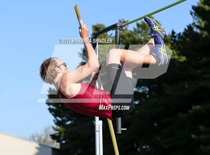 Thumbnail 1 in Southridge @ Sunset (Boys' Pole Vault) photogallery.