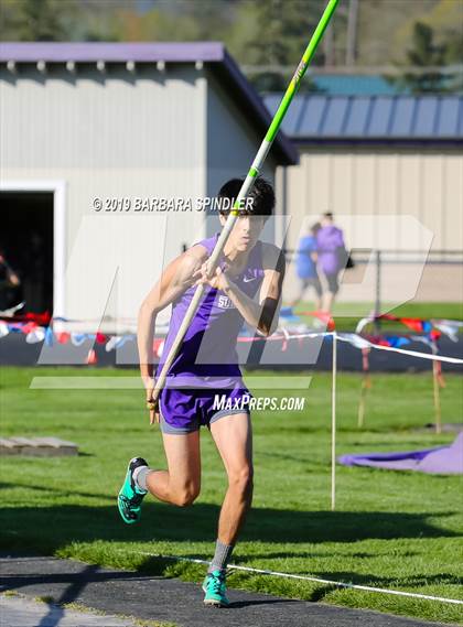 Thumbnail 1 in Southridge @ Sunset (Boys' Pole Vault) photogallery.