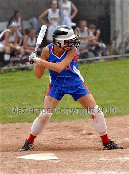Thumbnail 2 in South Glens Falls vs Pittsford Mendon (NYSPHSAA Class A Semifinal) photogallery.